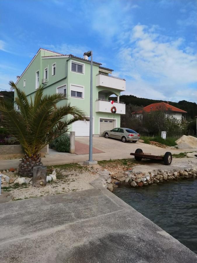 Admiral Apartman Brbinj Kültér fotó
